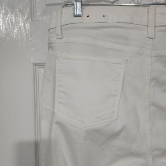 Talbots White Flawless Five-Pocket Slim Ankle Denim Jeans in Size 12 - Picture 6 of 13